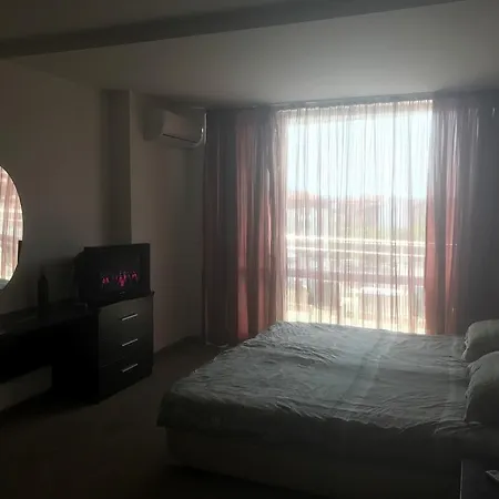 Студио Екатерина Apartment Burgas